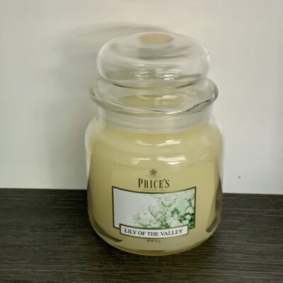 Candela Price's giara media Lily of the Valley